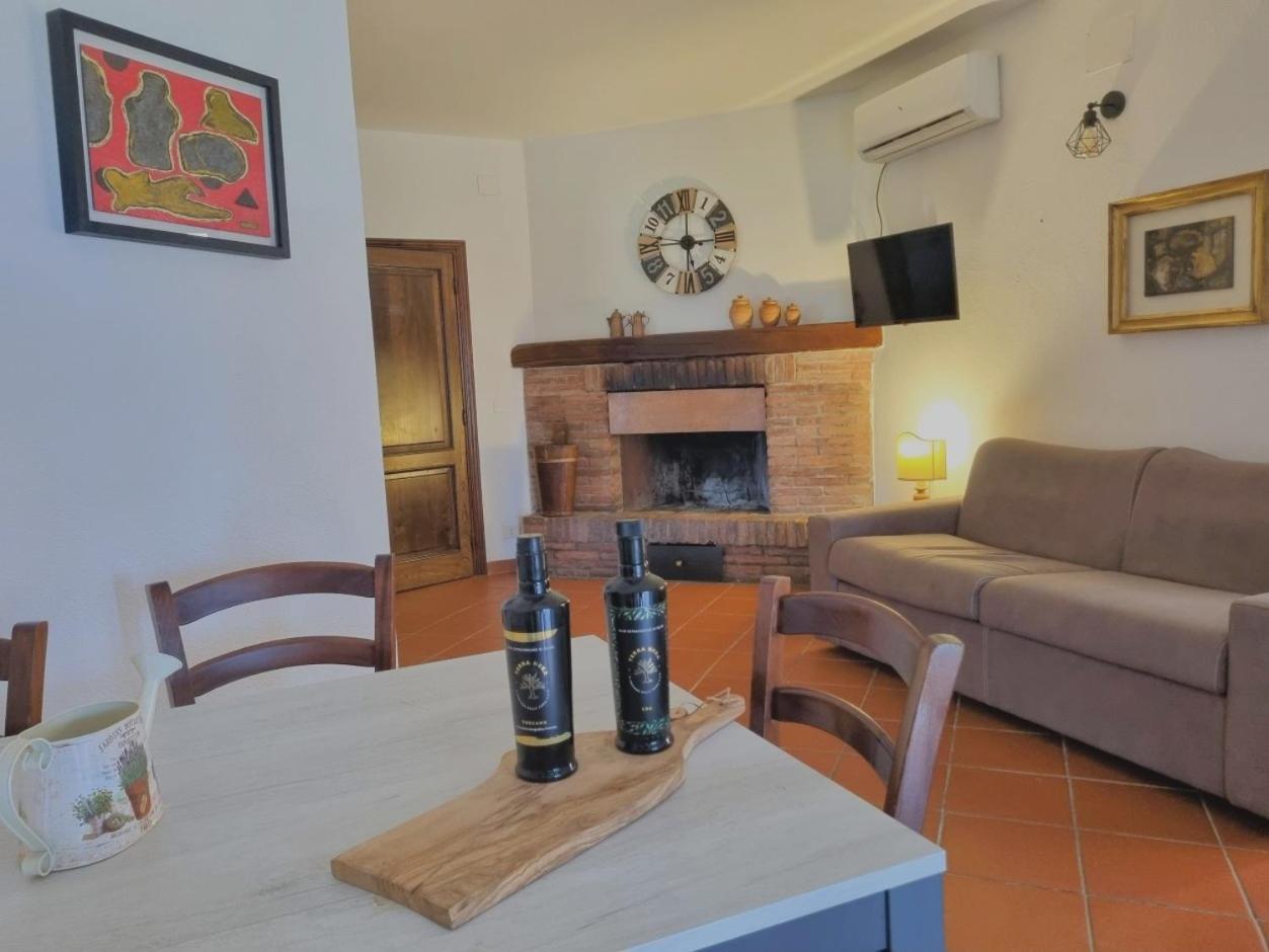 Agriturismo Terranera สคานซาโน ภายนอก รูปภาพ